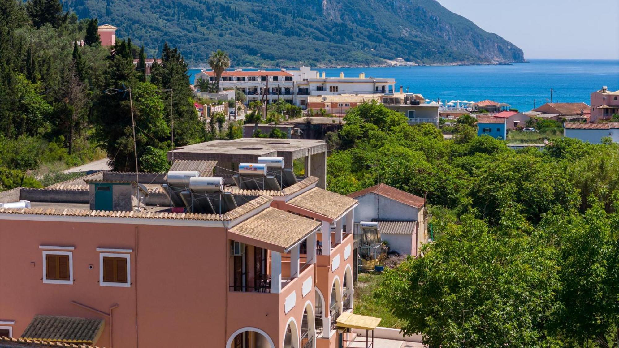 Xenofontas Appartamento Agios Georgios Pagon