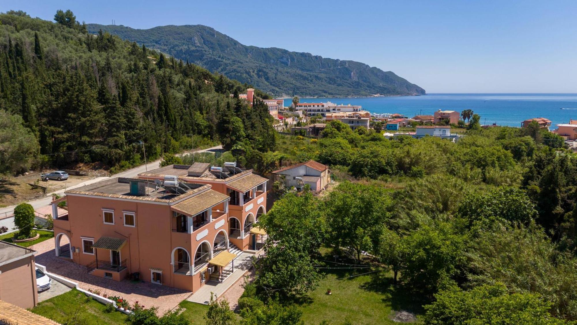 Appartamento Xenofontas Agios Georgios Pagon